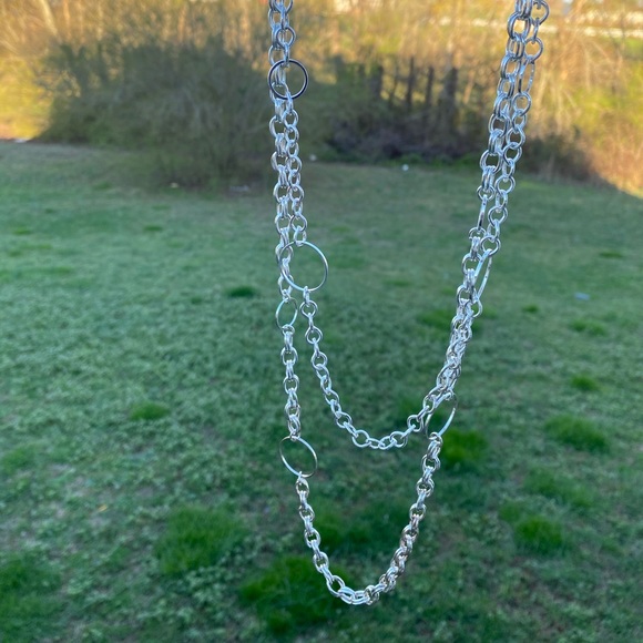 Chain link double strand shiny silver tone necklace - Picture 7 of 9